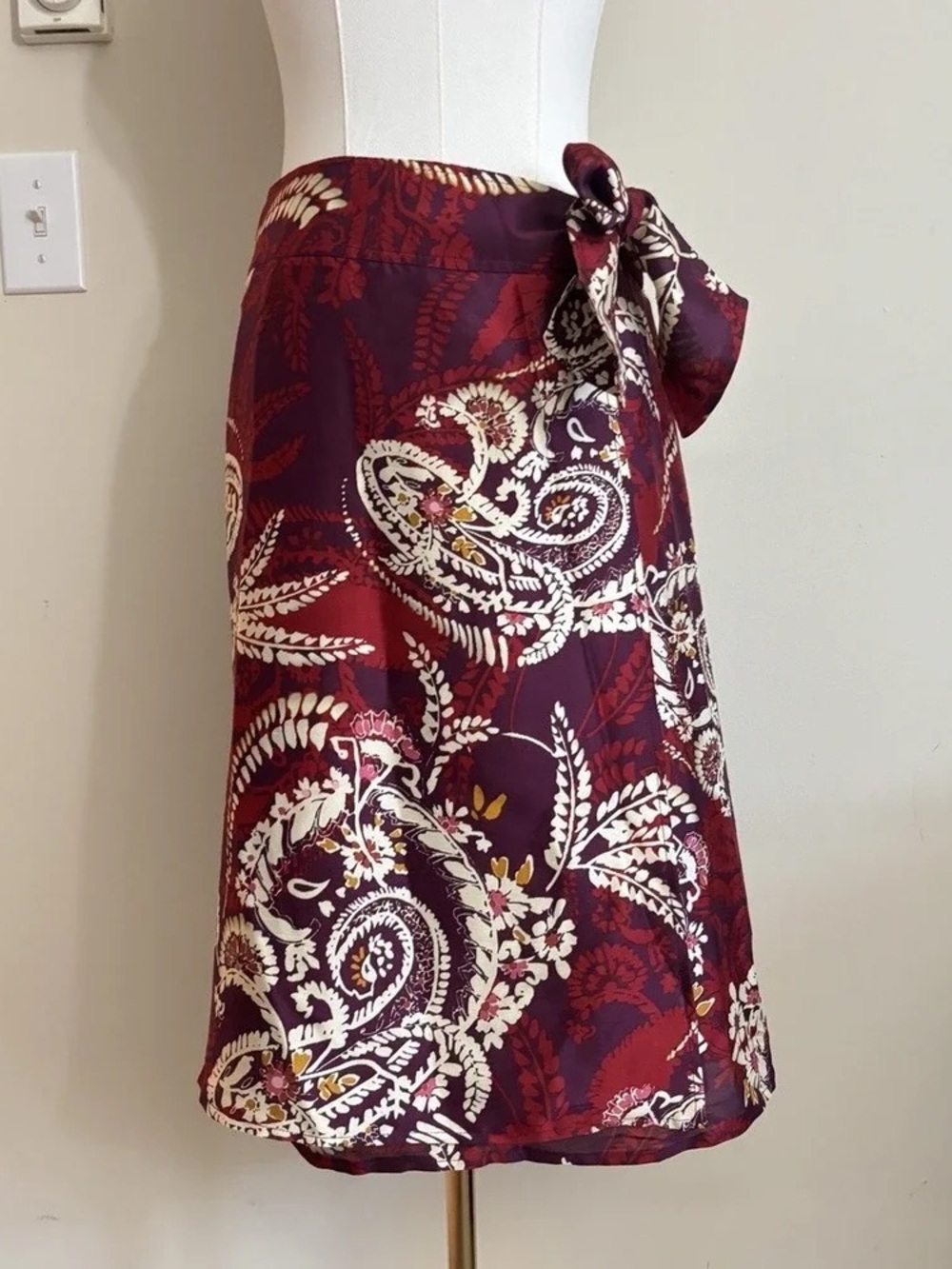 Women’s Burgundy Paisley Swim Wrap Skirt